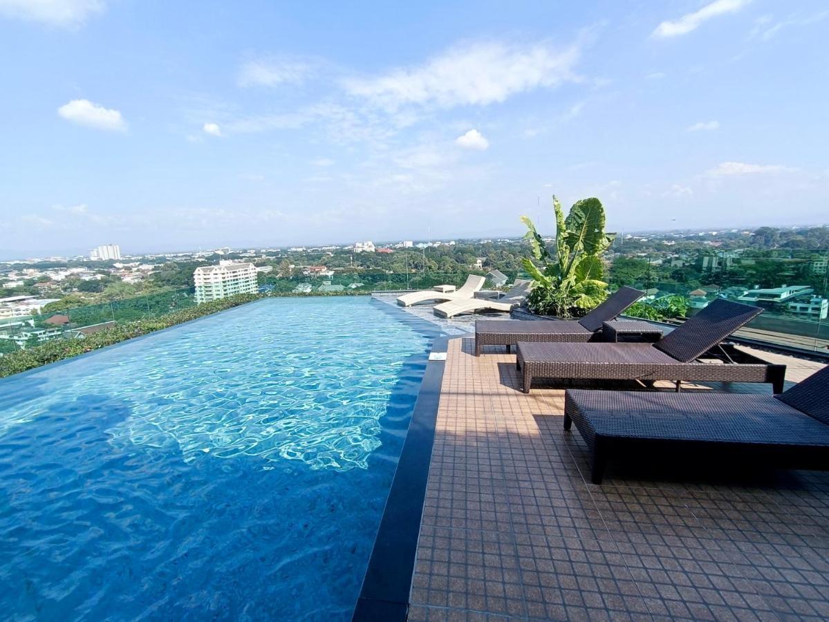 The Astra Condo City Center Chiang Mai Bagian luar foto