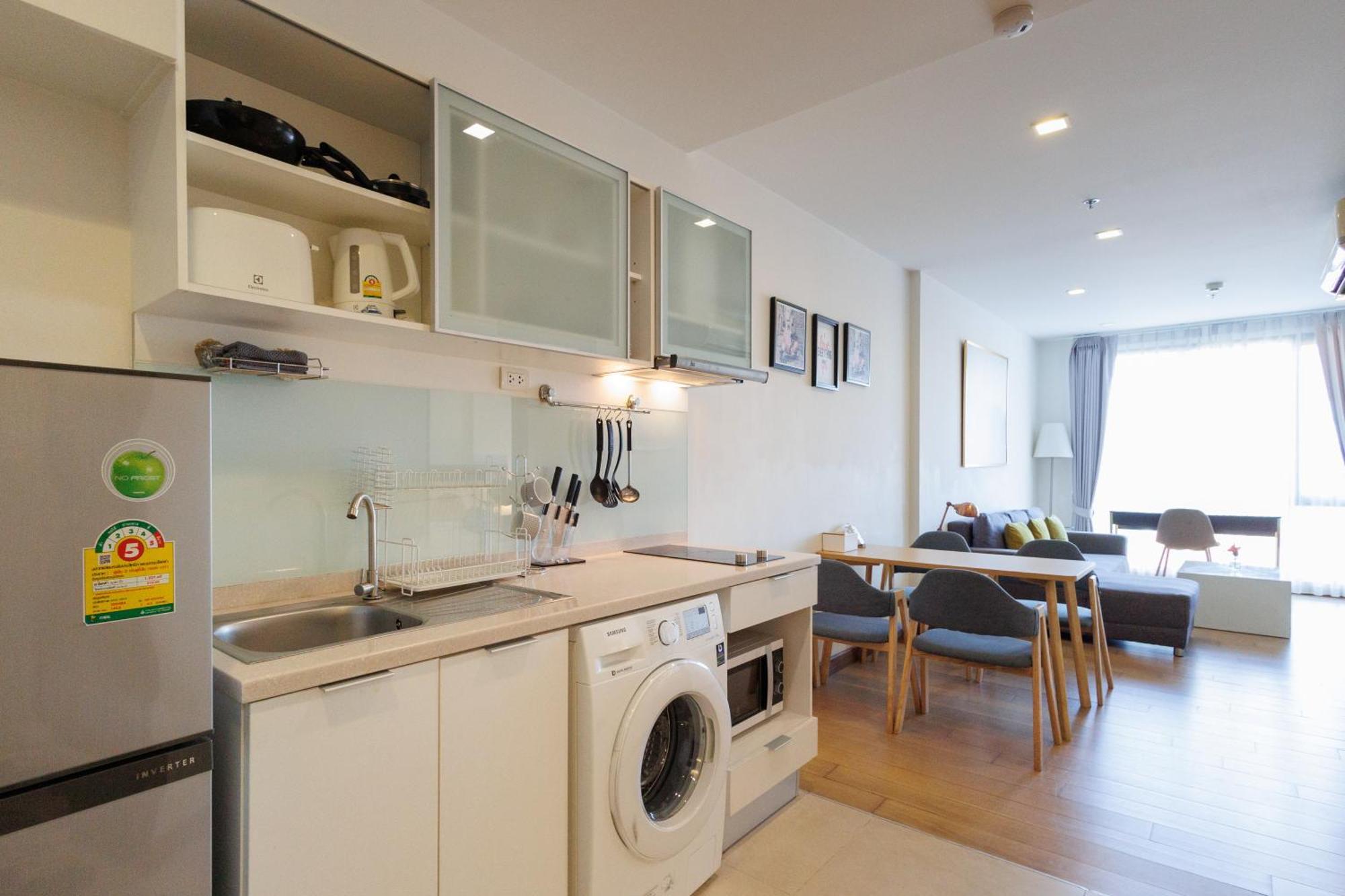 The Astra Condo City Center Chiang Mai Bagian luar foto